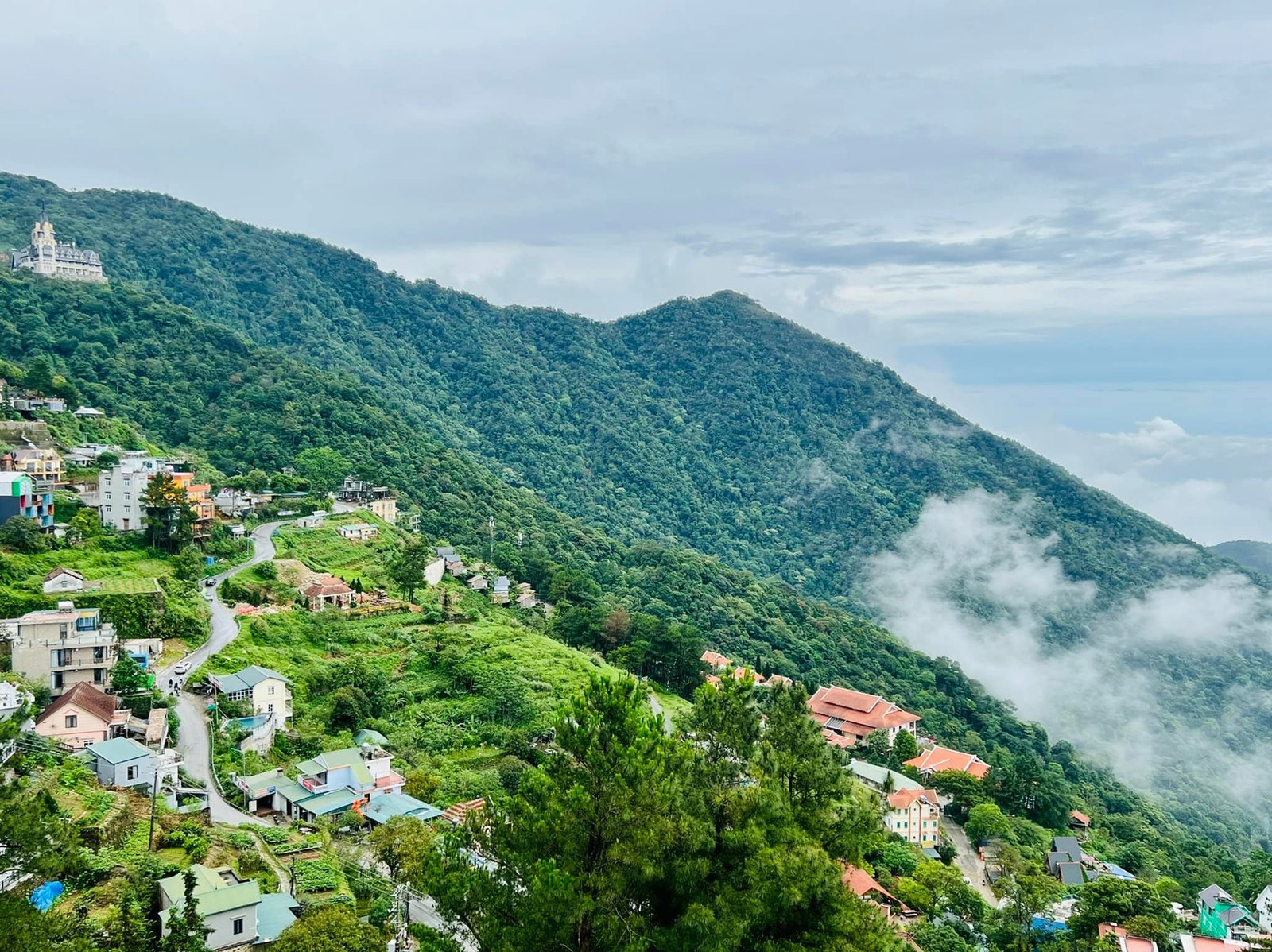 Ultimate Hanoi to Tam Dao Biking Tour 2 Days